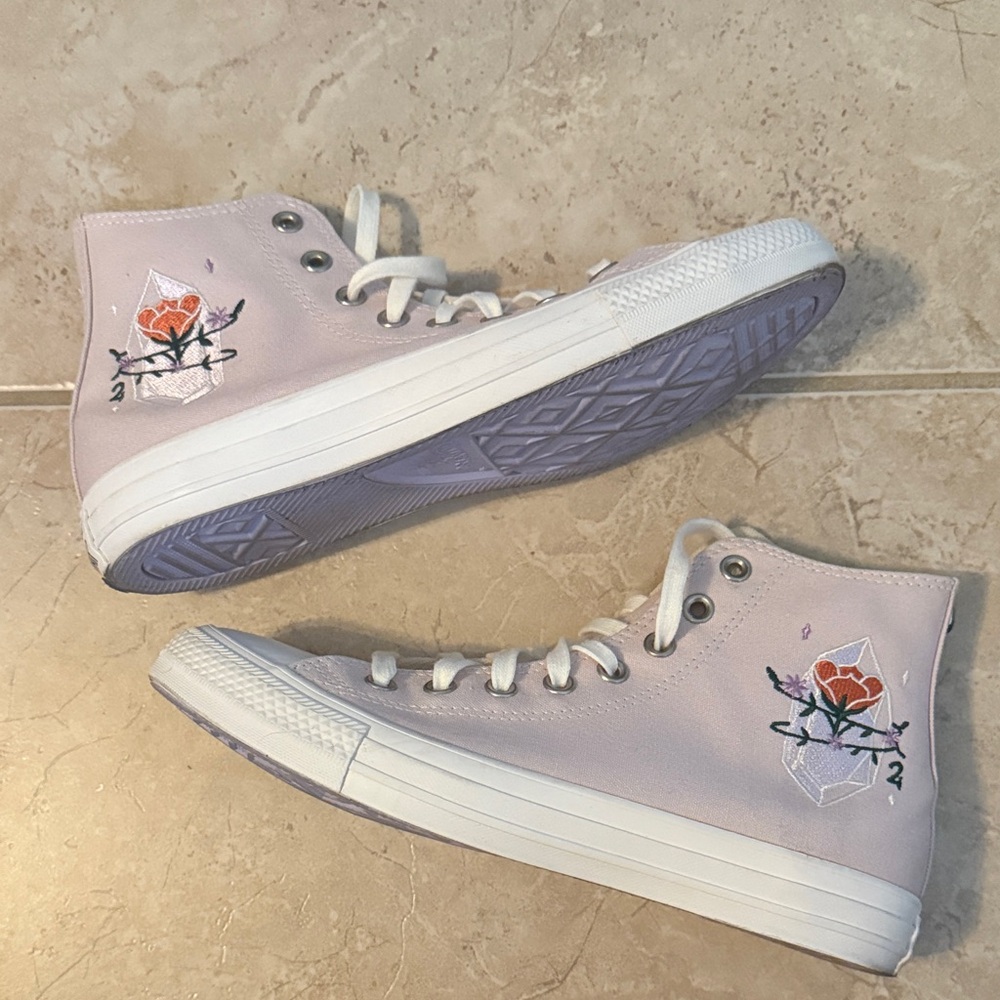 Converse amethyst High-Top Sneakers size 9.5